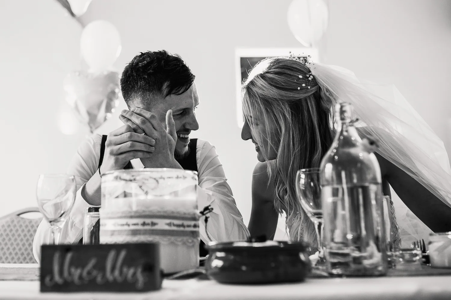 Heart_Shaped_Stone_Wedding_Photography-53.jpg