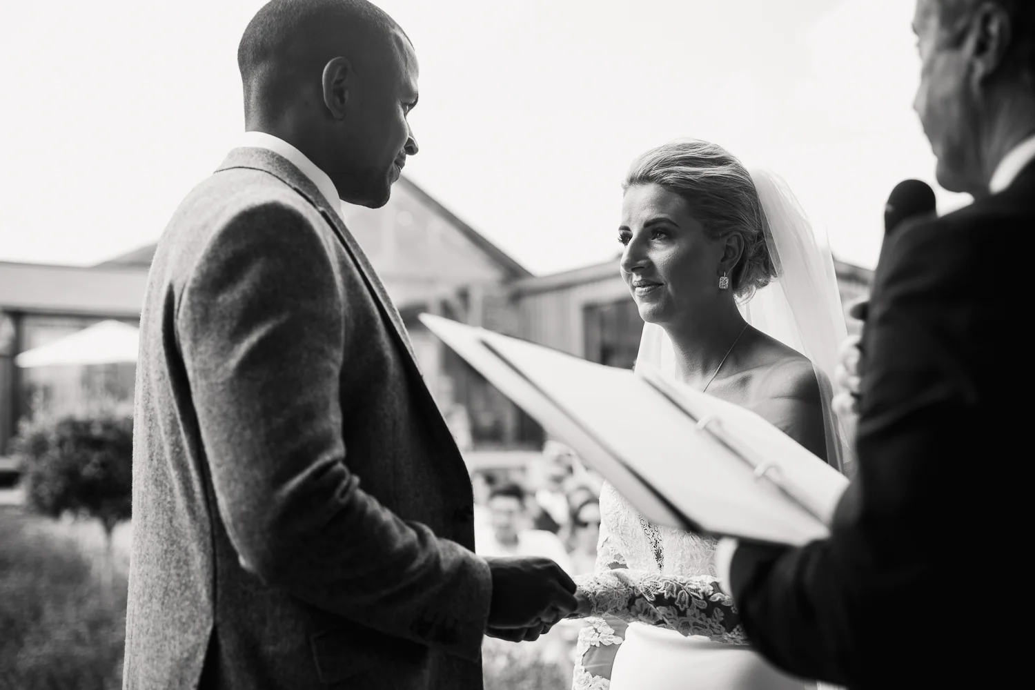 Upton_Barn_Wedding_Photographer_Devon-23.jpg