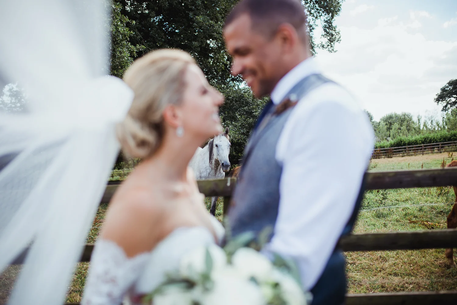 Upton_Barn_Wedding_Photographer_Devon-45.jpg