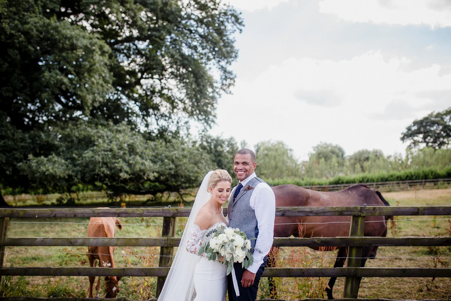 Upton_Barn_Wedding_Photographer_Devon-46.jpg