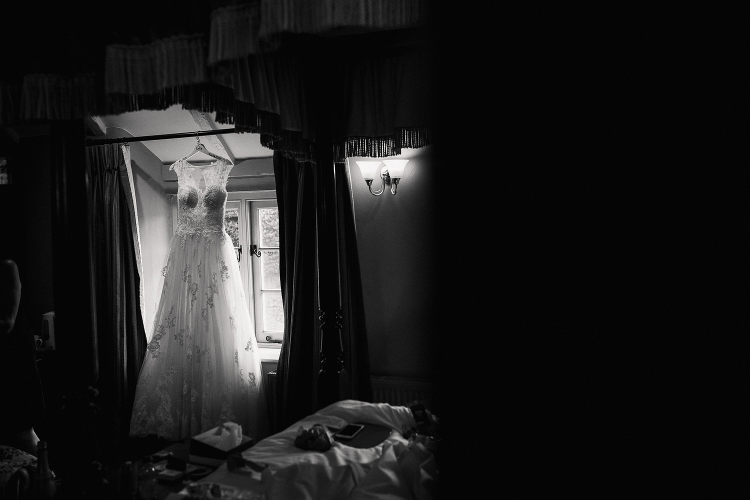 OLD_BARN_WEDDING_PHOTOGRAPHER-5.jpg