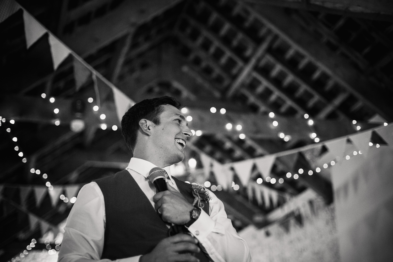 OLD_BARN_WEDDING_PHOTOGRAPHER_SPEECH-14.jpg