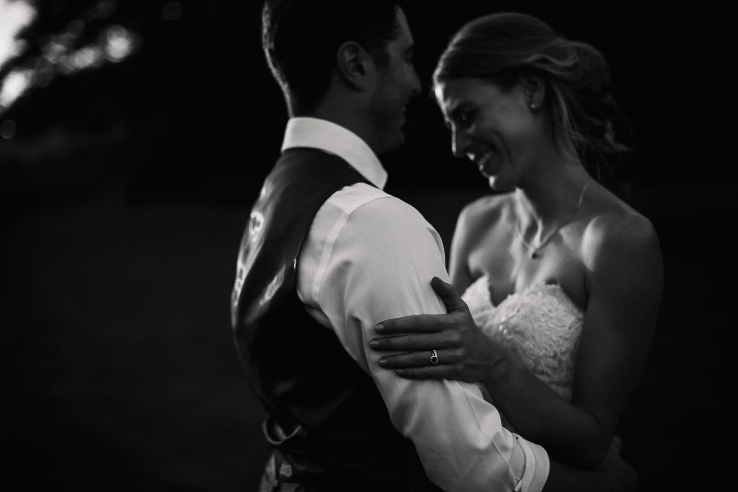 Devon_Wedding_Photographer-90.jpg