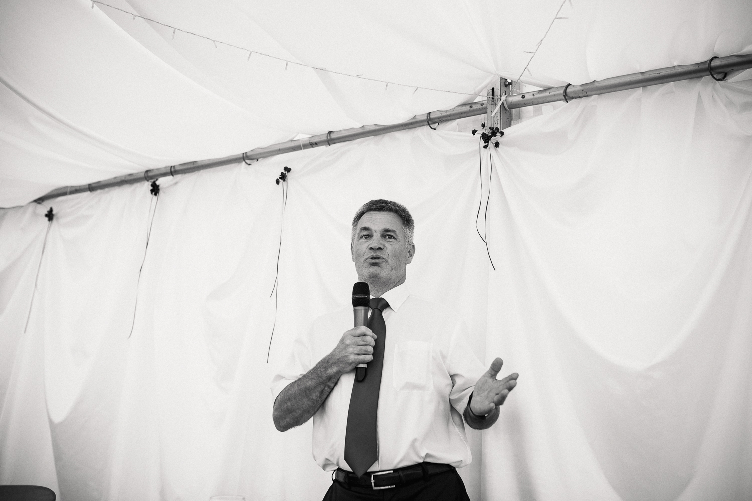 Devon_Wedding_Photographer-73.jpg
