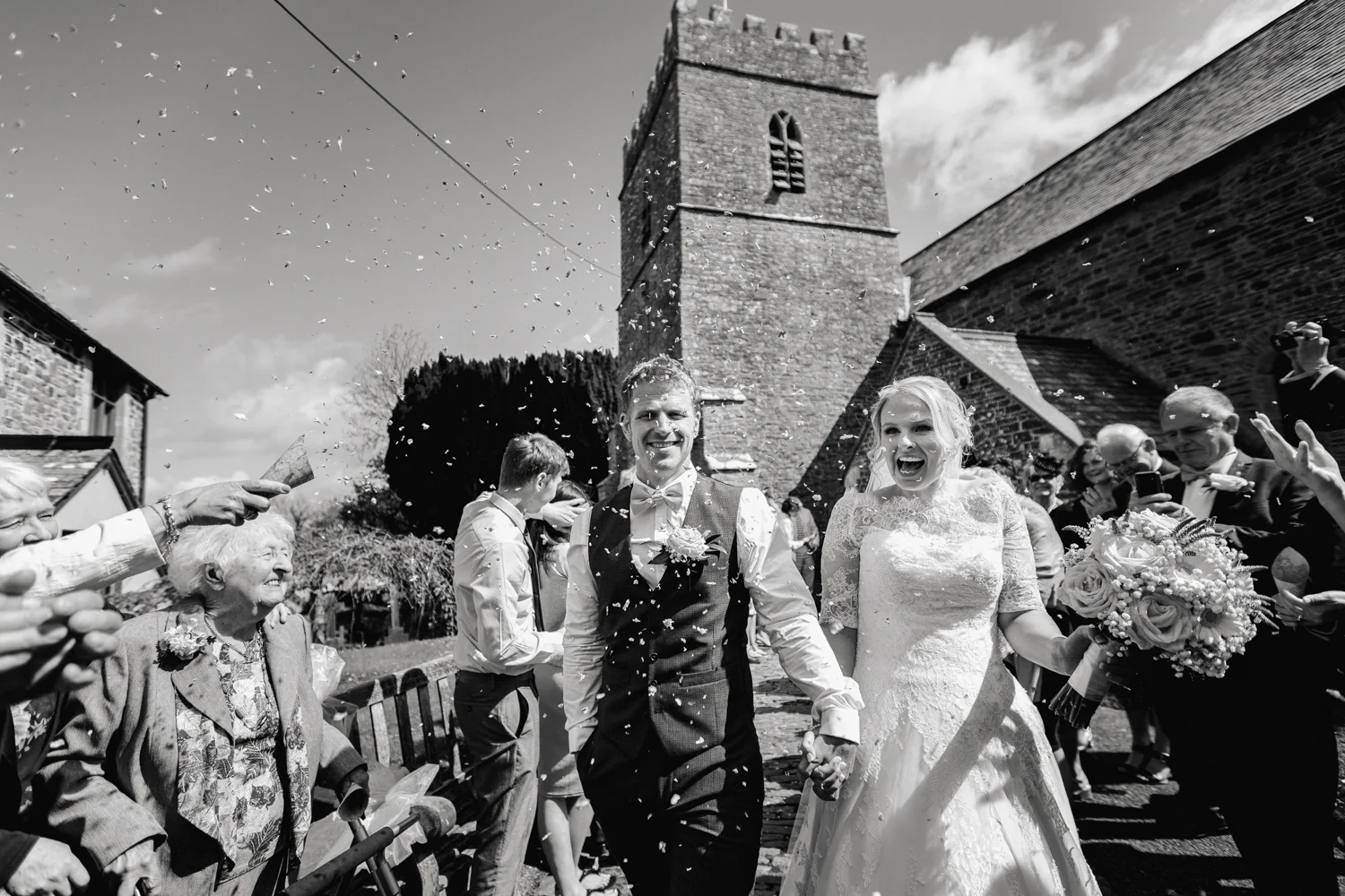 DEVON_WEDDING_PHOTOGRAPHER-35.jpg