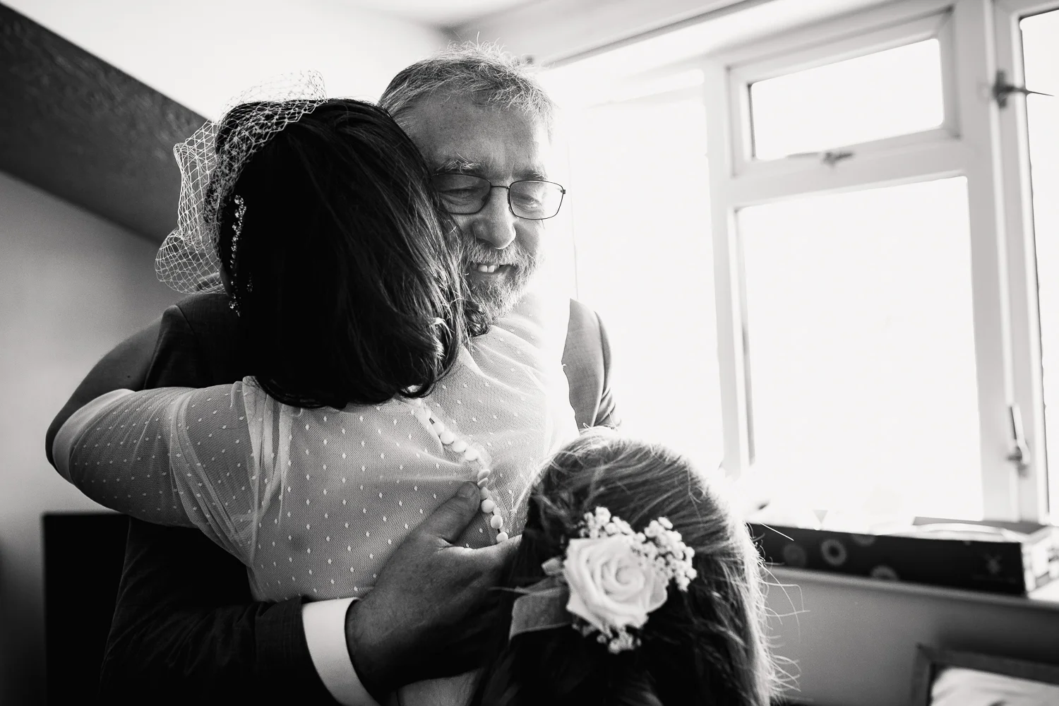 BEACH_VINTAGE_WEDDING_KATHRYN_CLARKE_MCLEOD-14.jpg