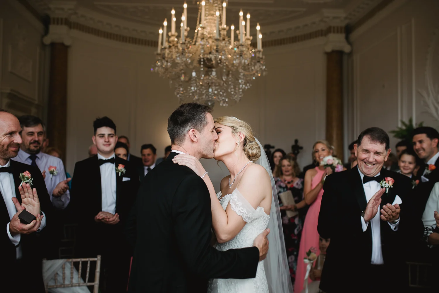 NATURAL_WEDDING_PHOTOGRAPHY_KATHRYN_CALRKE_MCLEOD-39.jpg