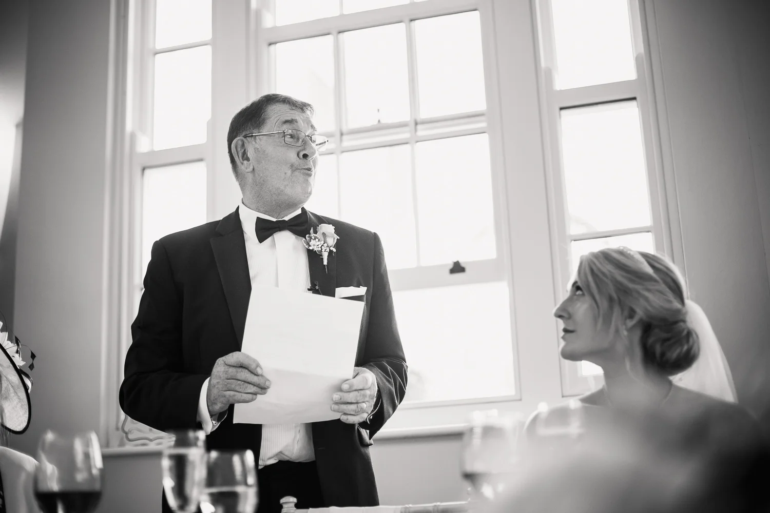 NATURAL_WEDDING_PHOTOGRAPHY_KATHRYN_CALRKE_MCLEOD-72.jpg