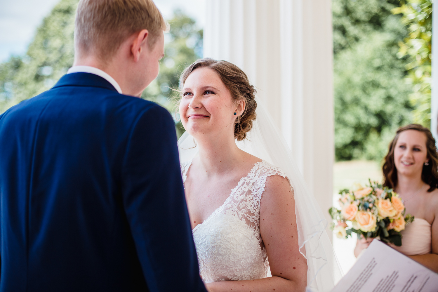 Rockbeare_Manor_Wedding_Photographer_Natural-33.jpg