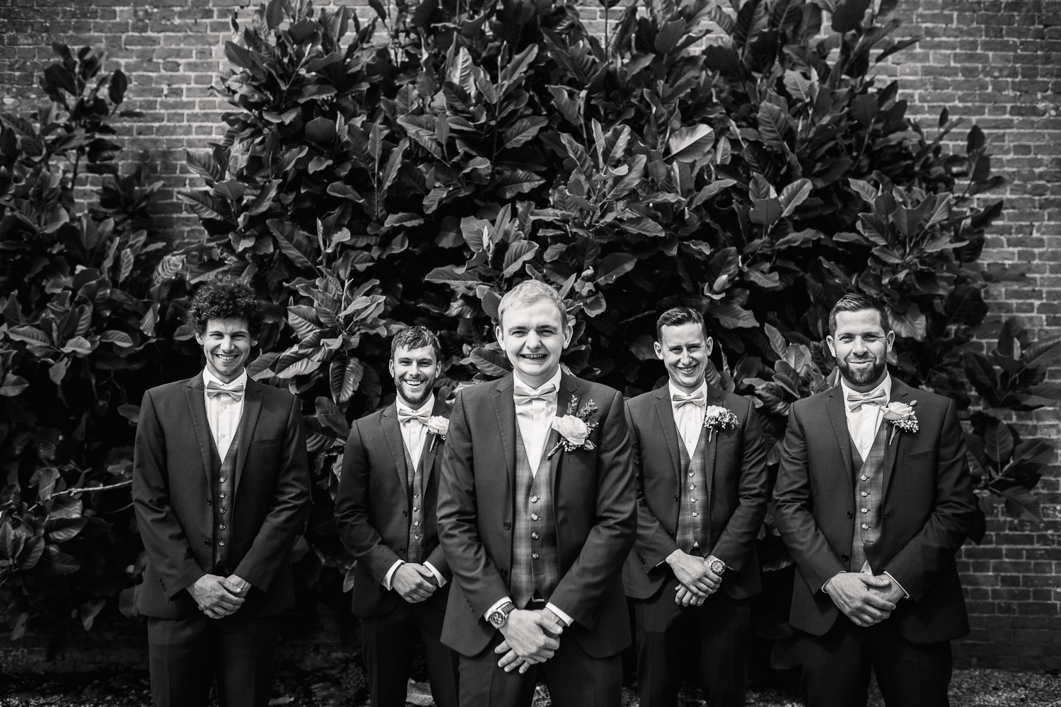 Rockbeare_Manor_Wedding_Photographer_Natural-54.jpg