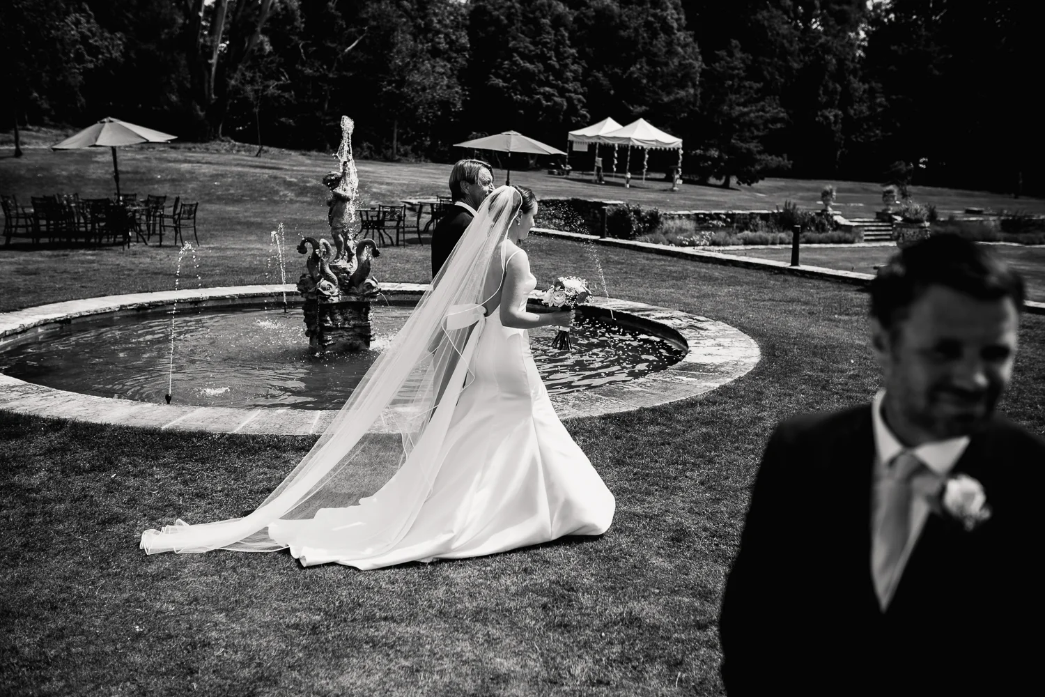 Rockbeare_Manor_Wedding_Photographer_Natural-16.jpg