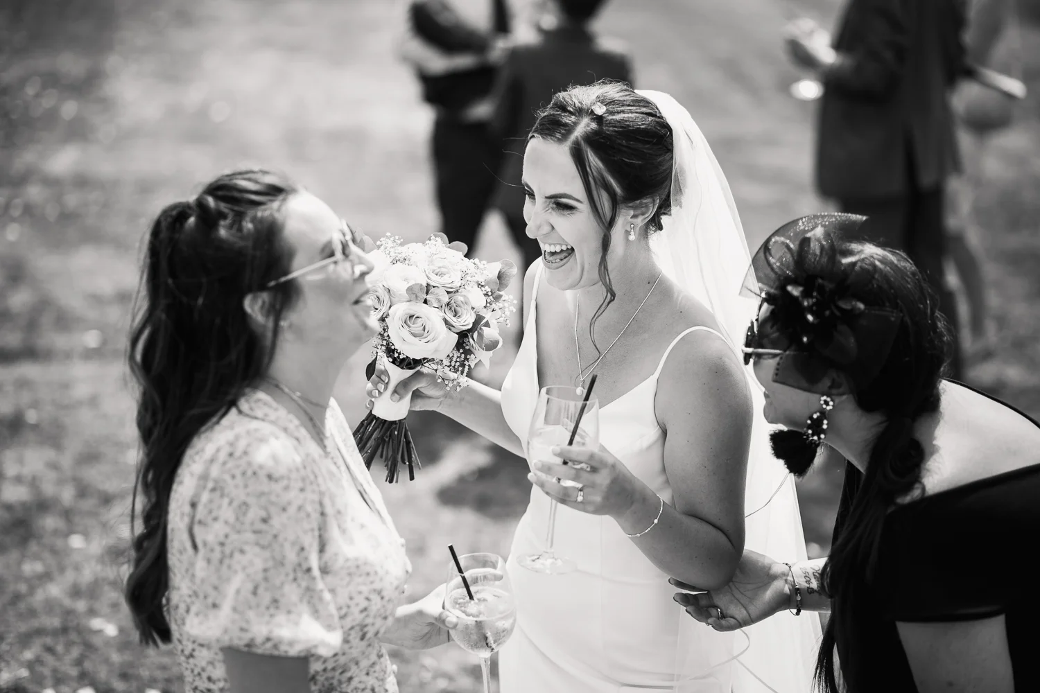 Rockbeare_Manor_Wedding_Photographer_Natural-28.jpg