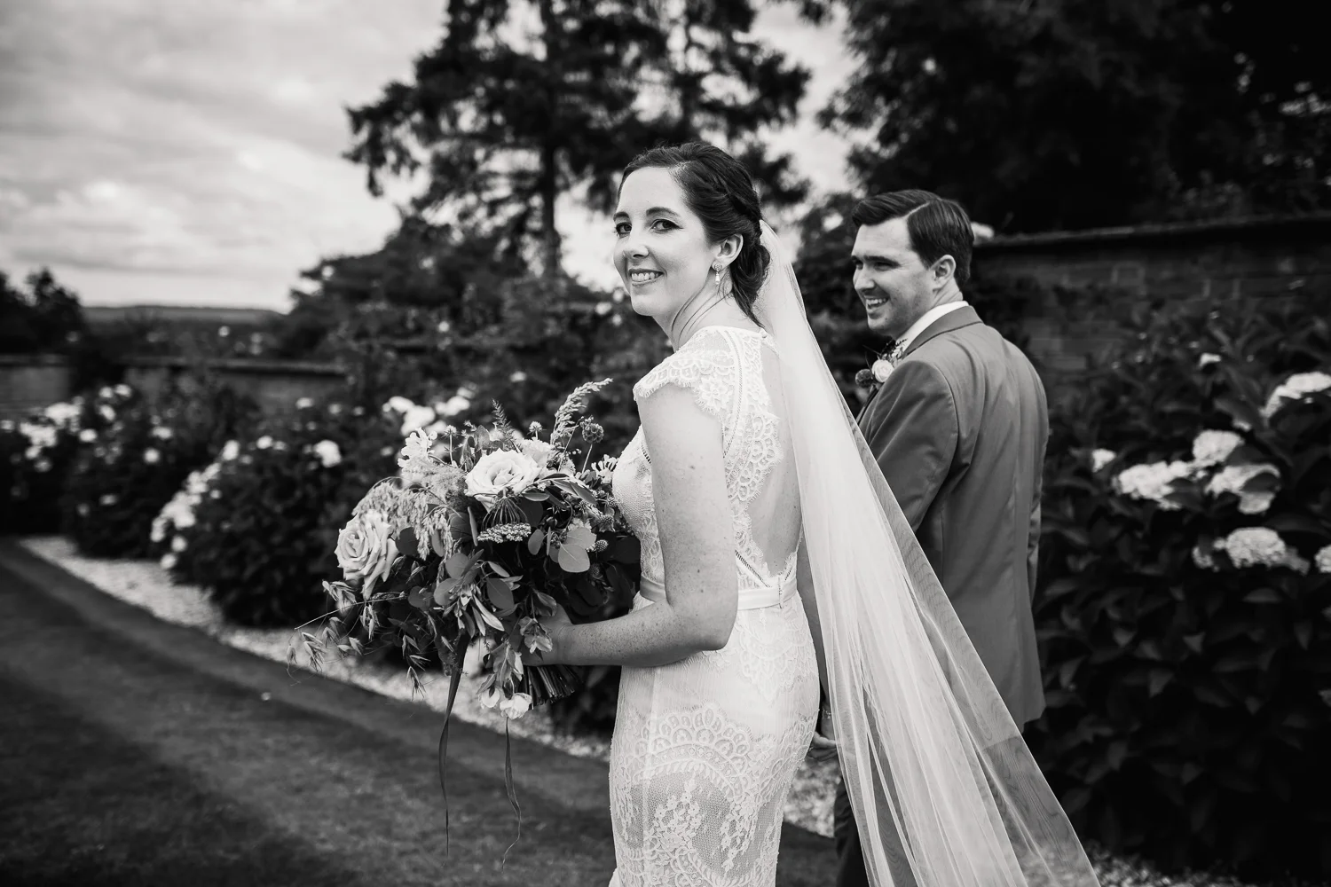 Upton Barn Wedding Photographer-79.jpg