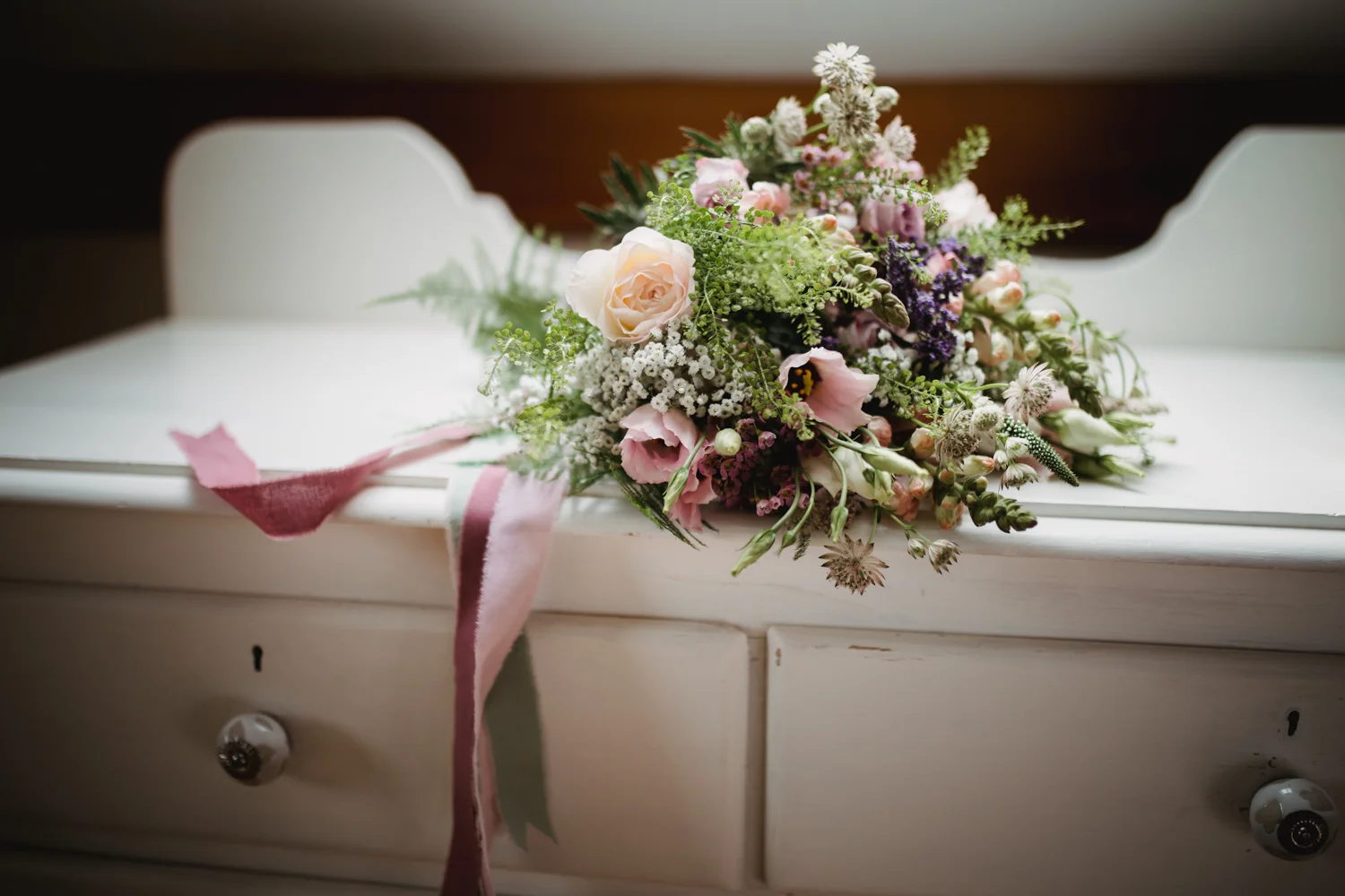 THE_OAK_BARN_DEVON_WEDDING_PHOTOGRAPHER-1.jpg