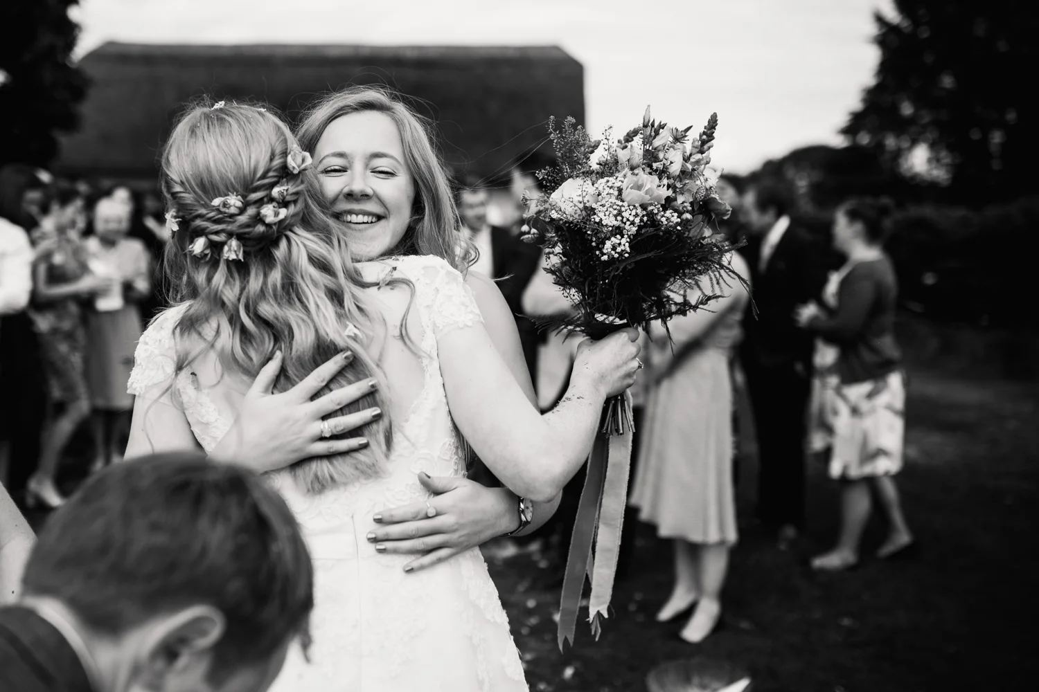 THE_OAK_BARN_DEVON_WEDDING_PHOTOGRAPHER-30.jpg