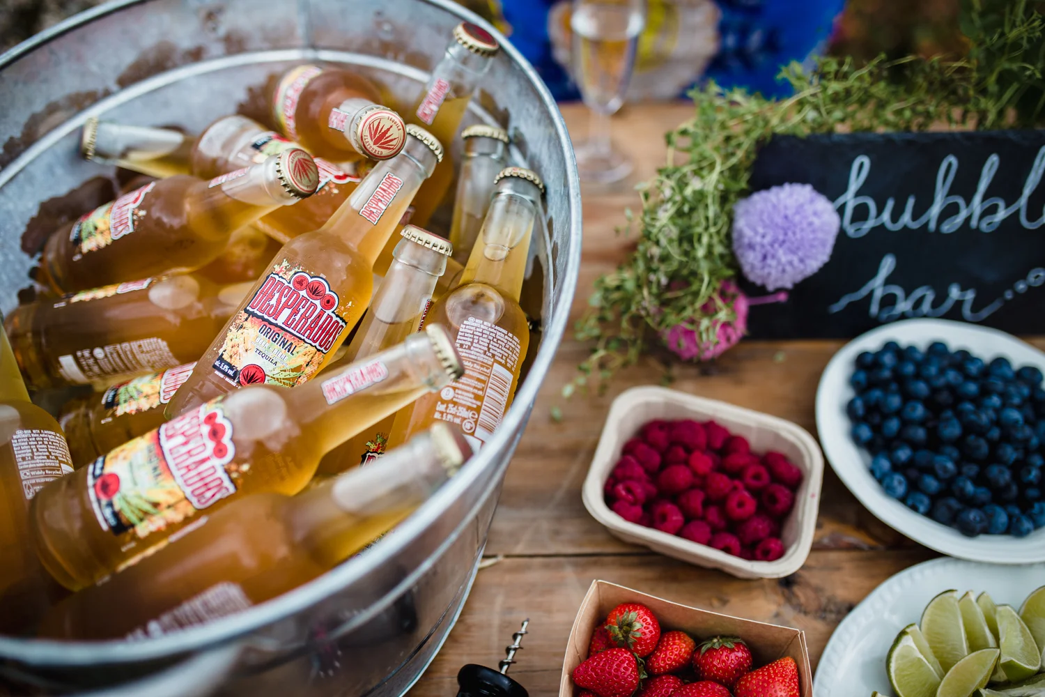 THE_OAK_BARN_DEVON_WEDDING_PHOTOGRAPHER-34.jpg
