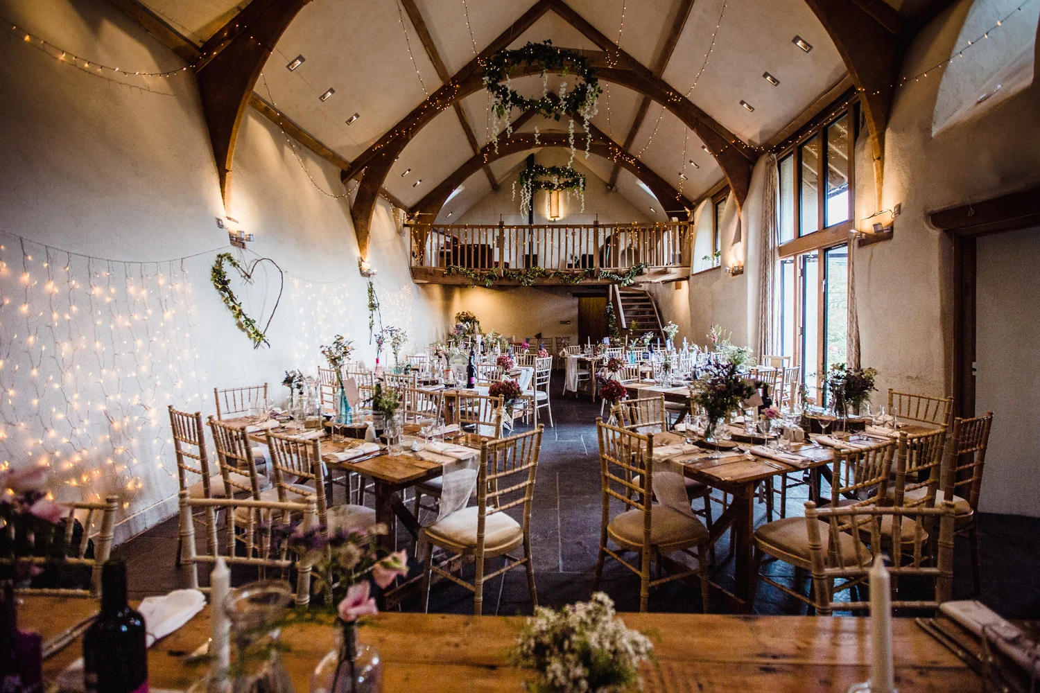 THE_OAK_BARN_DEVON_WEDDING_PHOTOGRAPHER-41.jpg