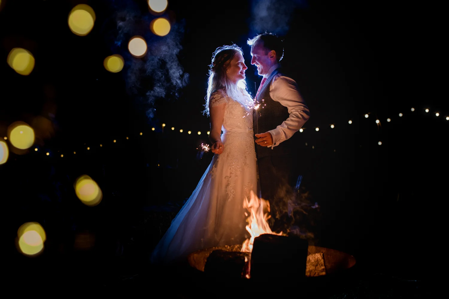 THE_OAK_BARN_DEVON_WEDDING_PHOTOGRAPHER-89.jpg