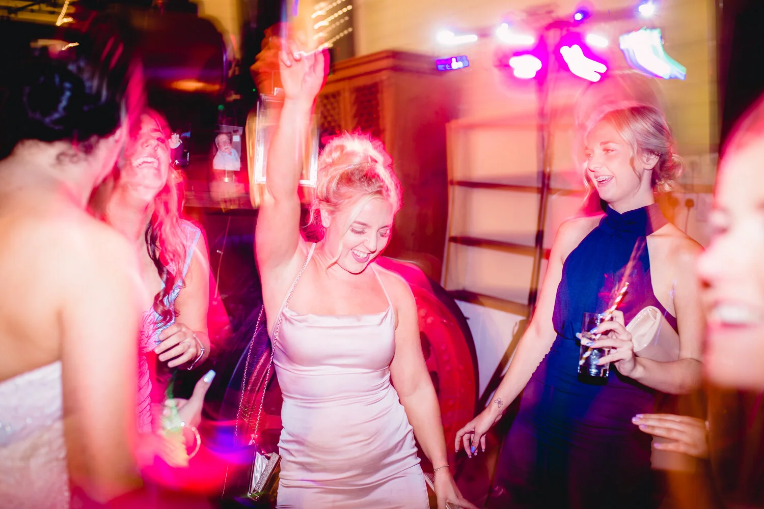 Froginwell_Vineyard_Wedding_Photography_Devon-78.jpg