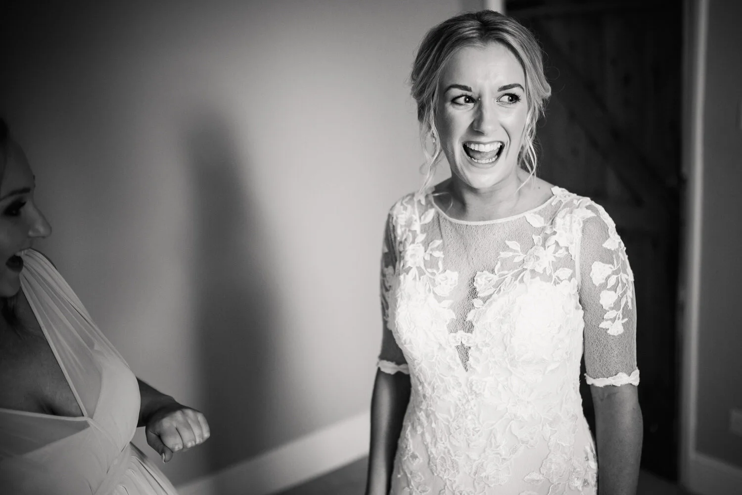 TAWSTOCK_COURT_WEDDING-16.jpg