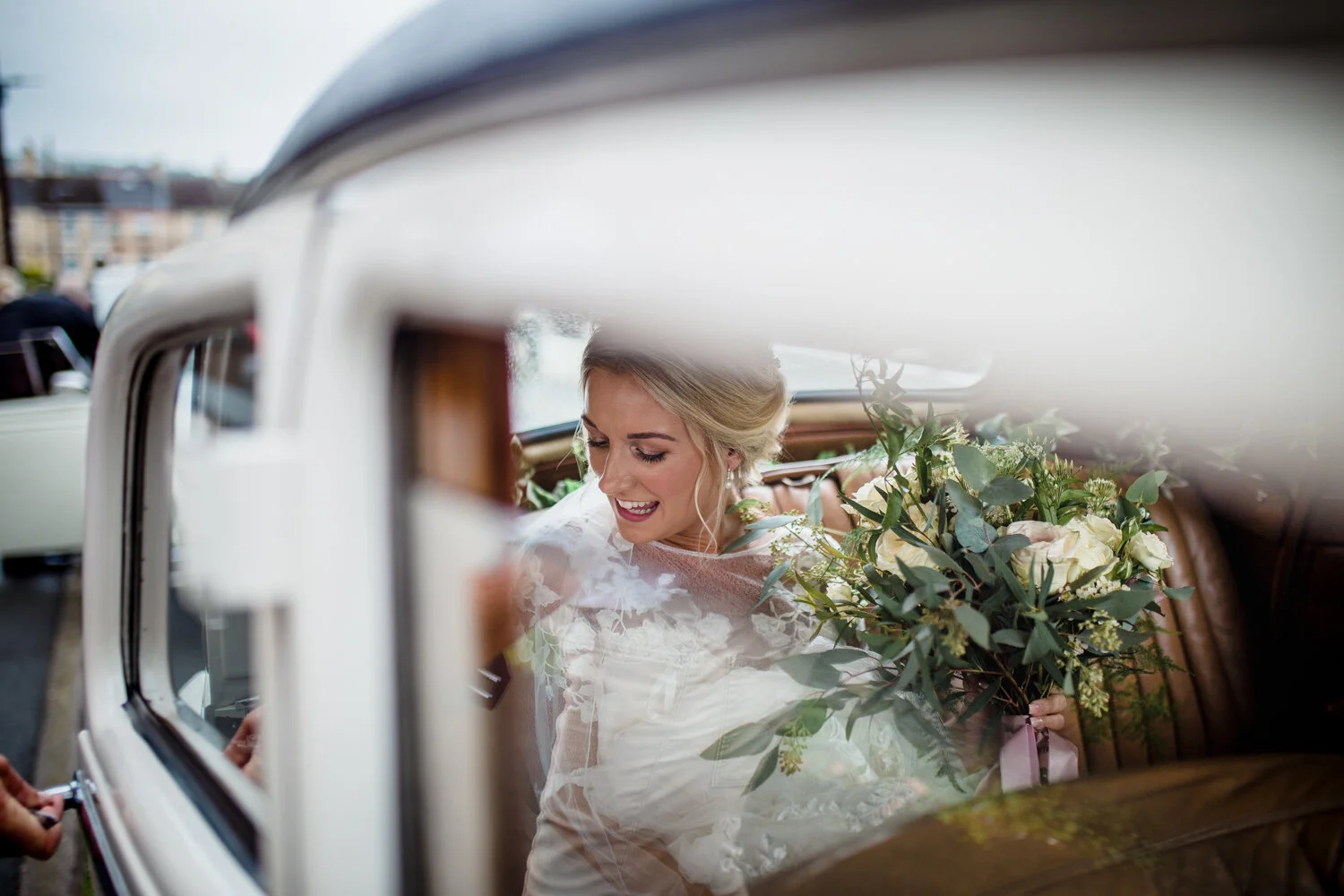TAWSTOCK_COURT_WEDDING-23.jpg
