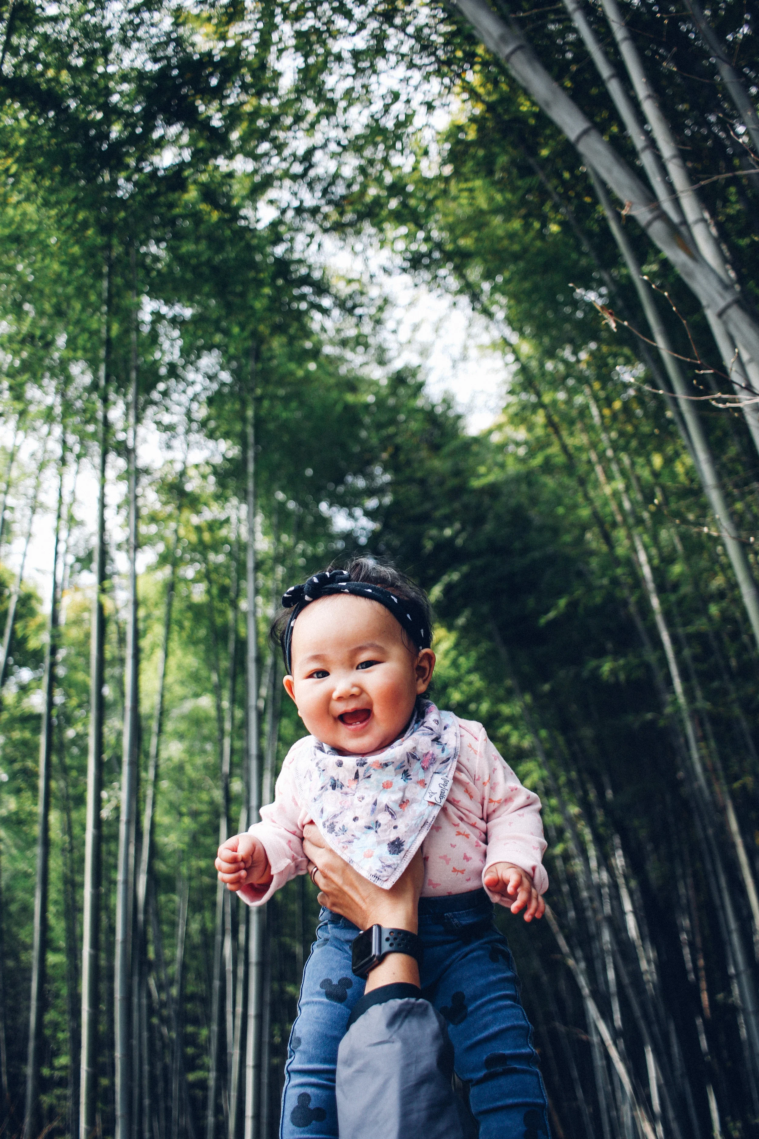 3. ARASHIYAMA TAYAH Tayas was just 8 months old when she traveled all the way to Japan with the fam. She was in her chubby baby faze and we all loved it. When we went to Arashiyama, she happily sat in the stroller or ergo, bouncing along with the rest of us to enjoy the views.