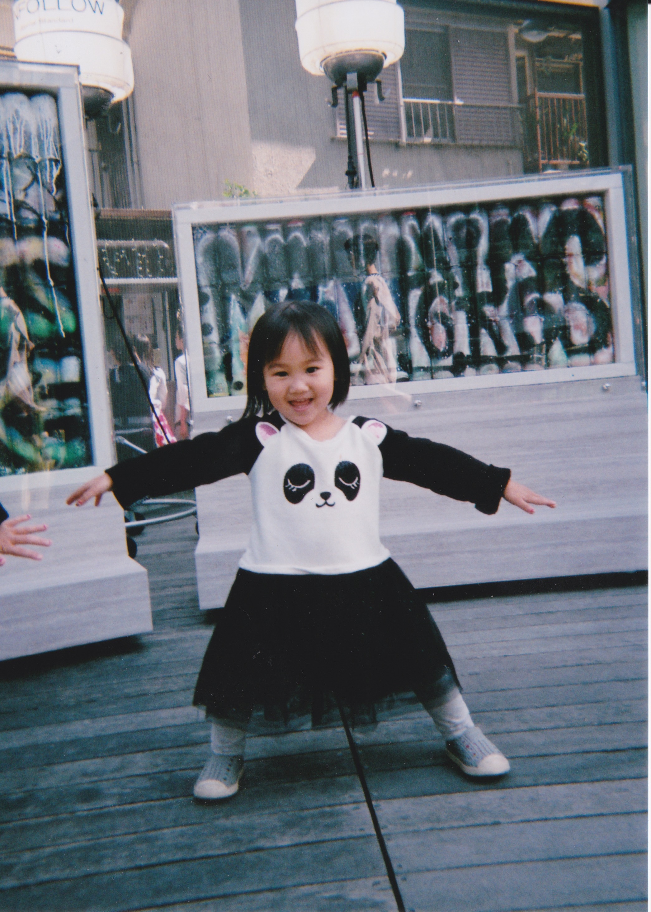 Omotesando Ofie (Eden) // I snapped this shot on Cat Street in Omotesando. I remember it vividly because I was so stoked to take my family to this area that I had grown to love so much over the years. Eden and Len were both wearing these panda dresses and dancing down the streets having the best time ever. I loved this day more than anything!!