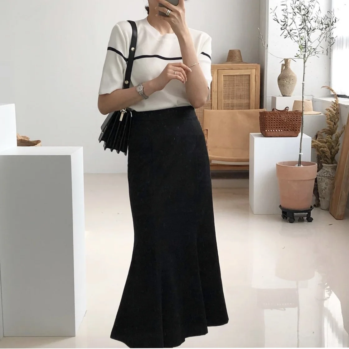 Never knew a mermaid skirt could look so perfect