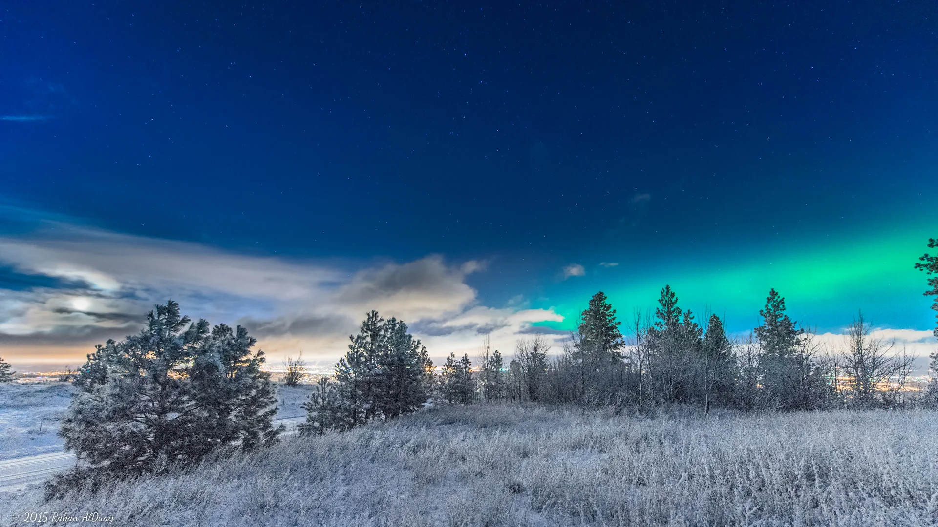 Moon_Northernlights.jpg