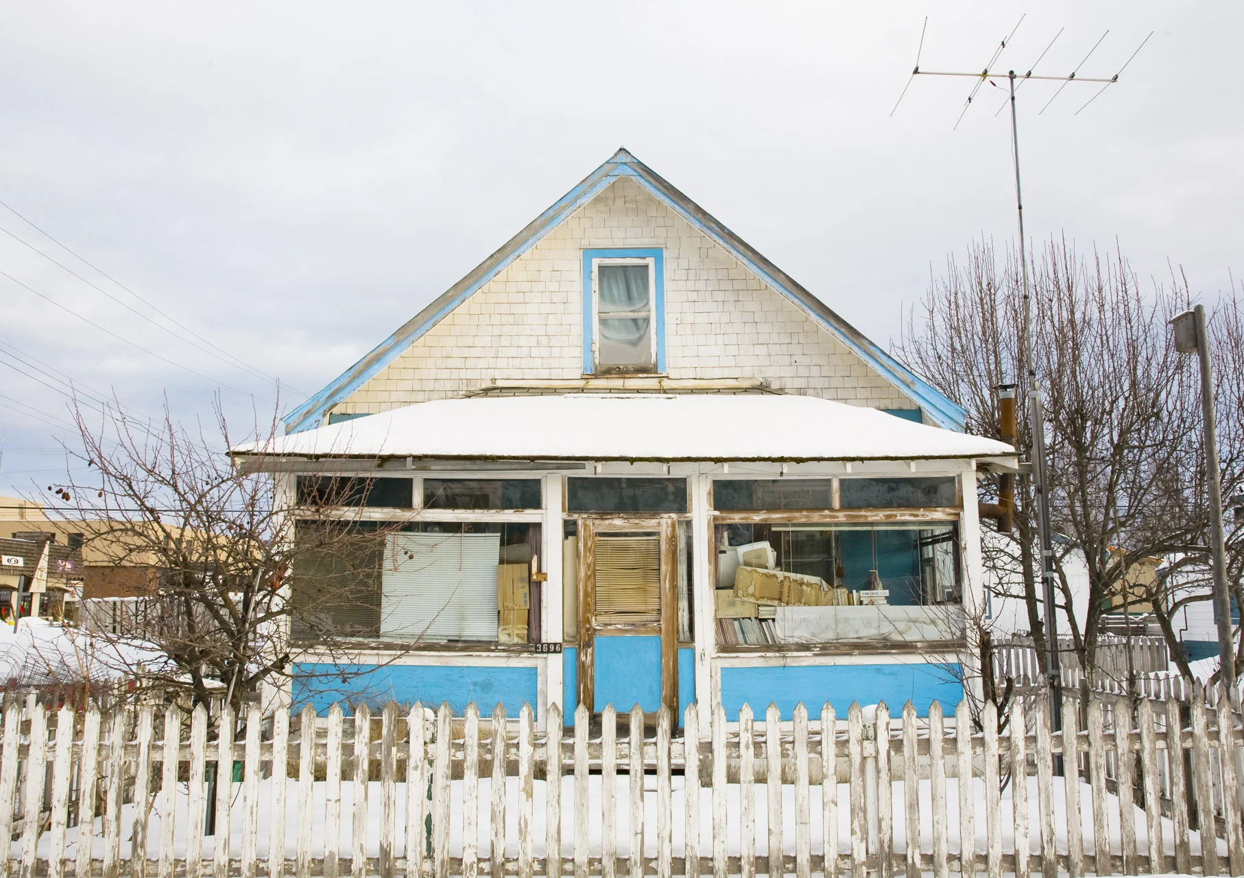 Bluehouse.jpg