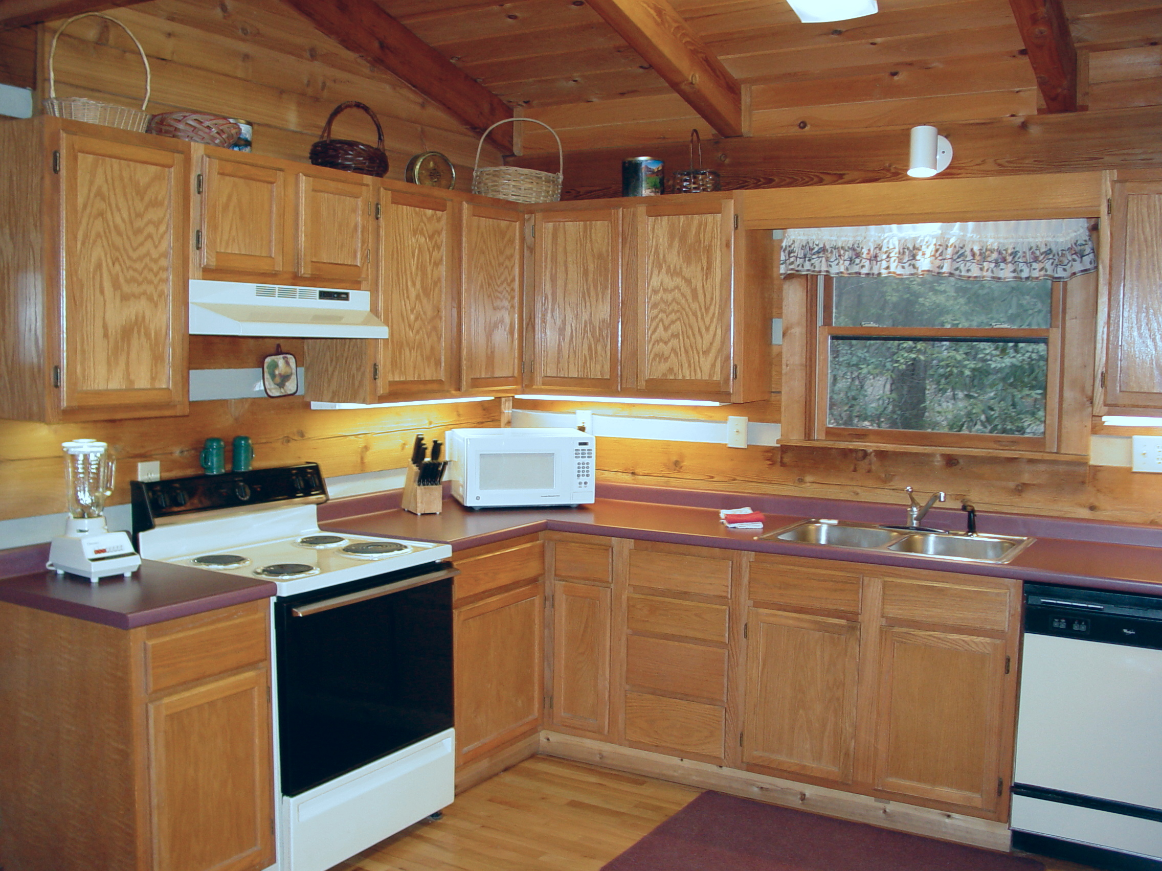  Use our fully stocked kitchen