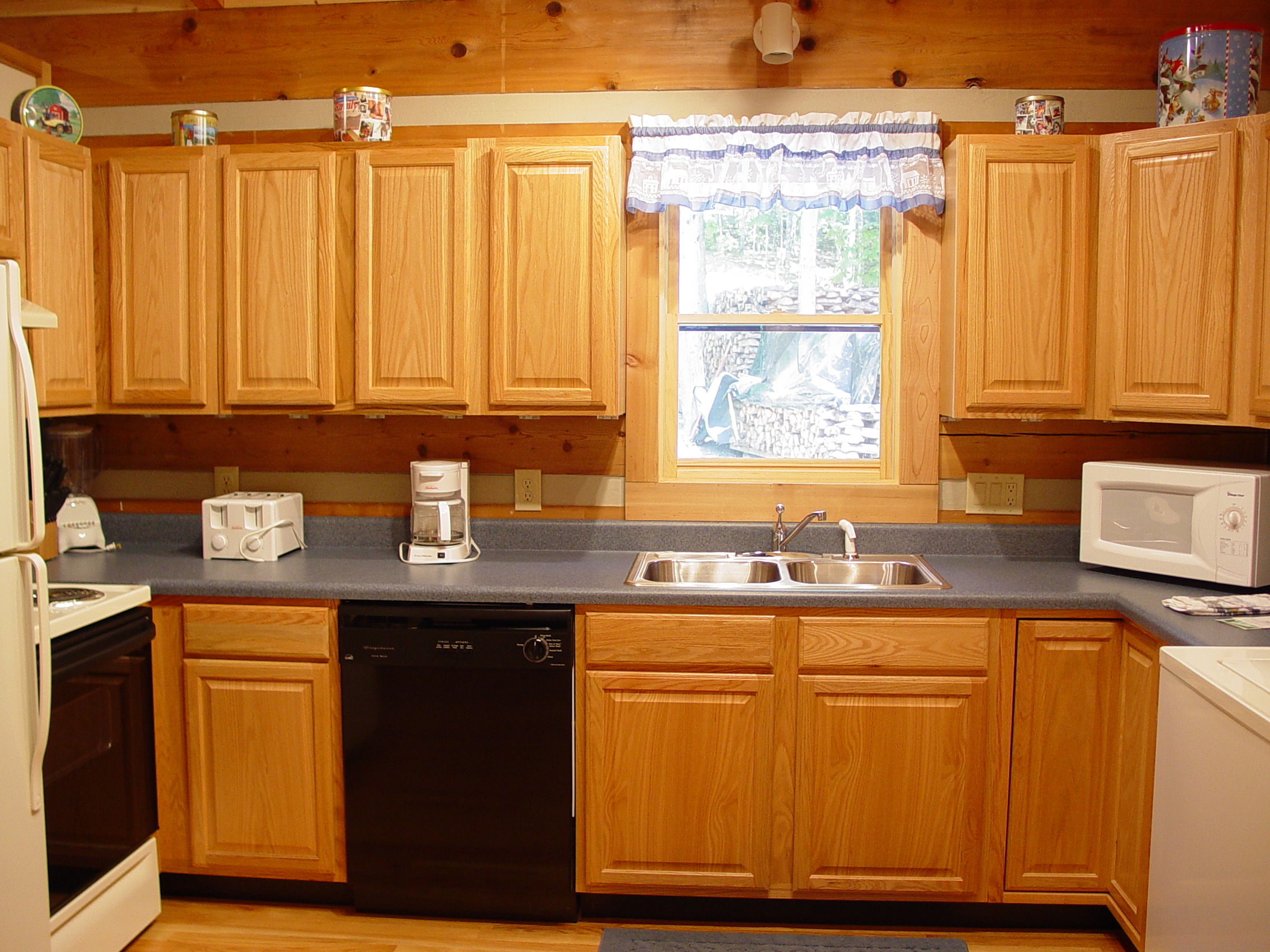 Spacious Fully Equipped Kitchen
