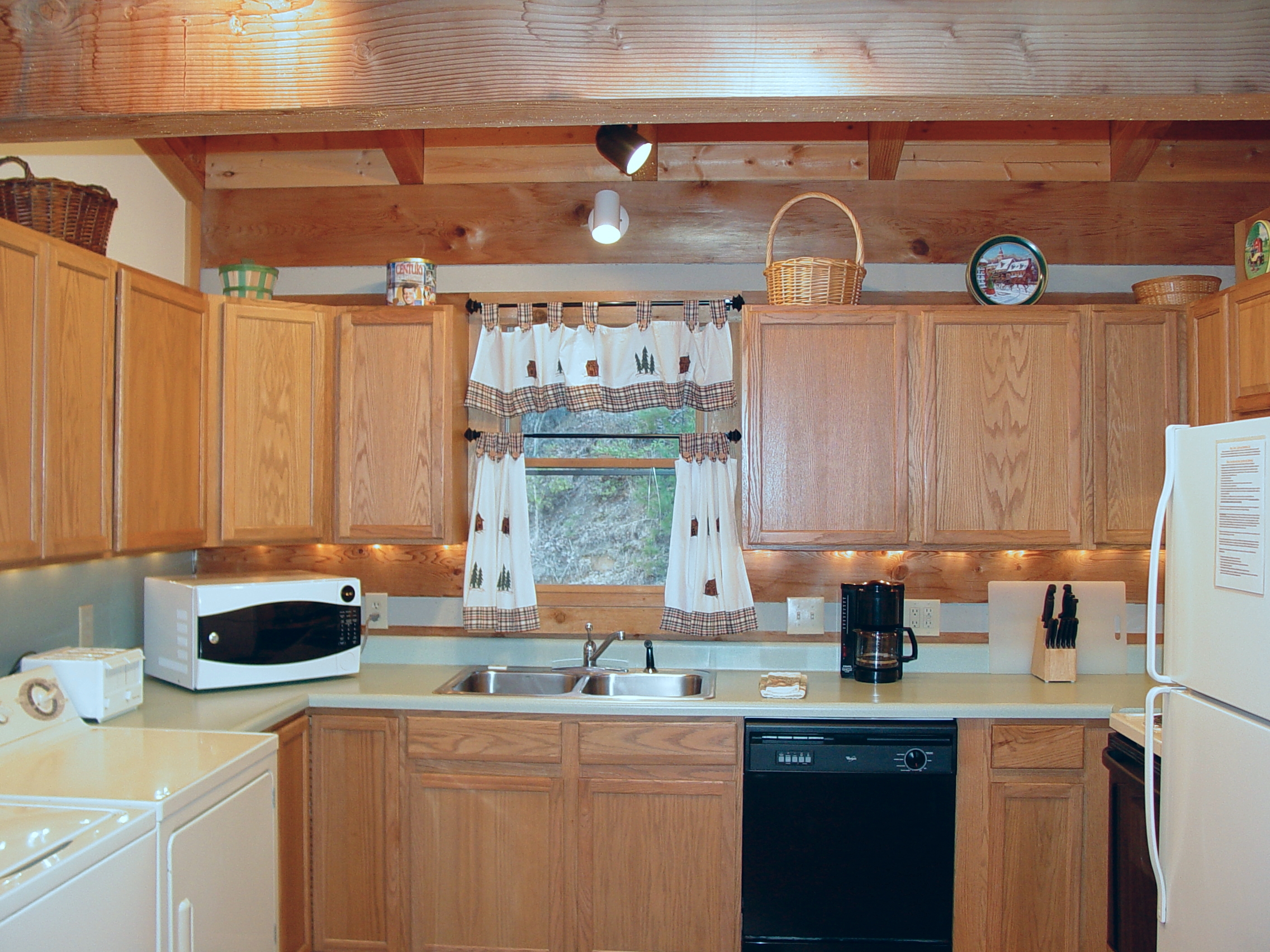 BC_Kitchen_Feb_11_012.jpg