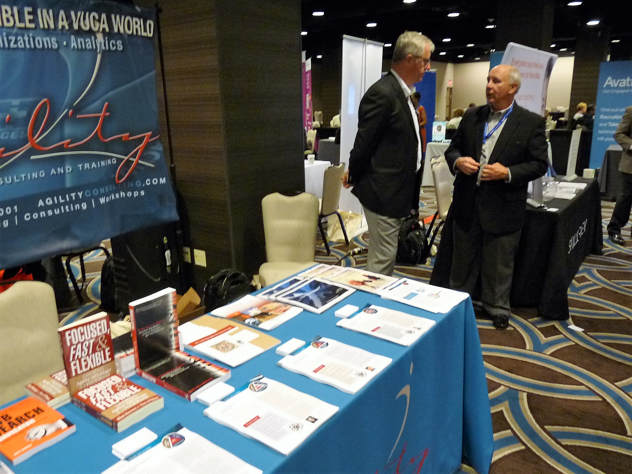 Mike Richardson (L) with Dr. Bob Prescott (R)