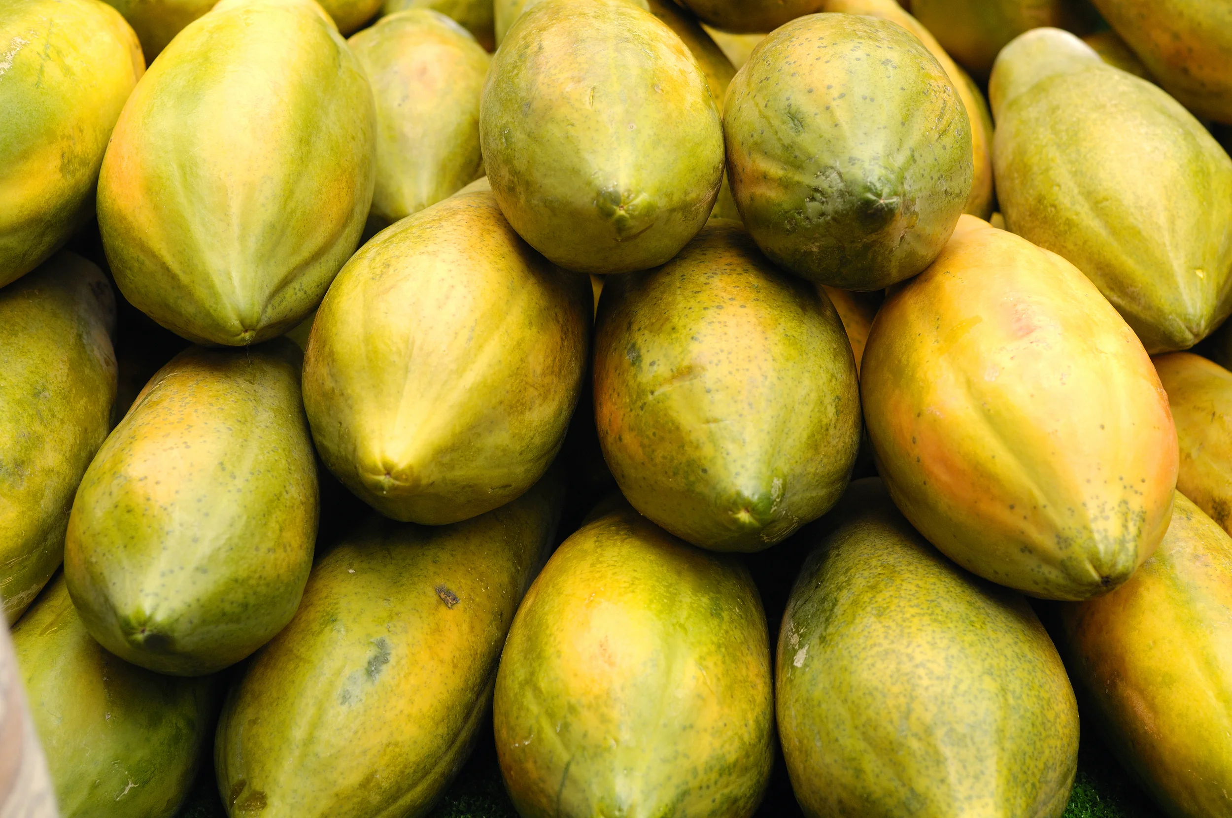 EATING ONTARIO GROWN EXOTIC FRUIT JUST A WHOLE LOT EASIER