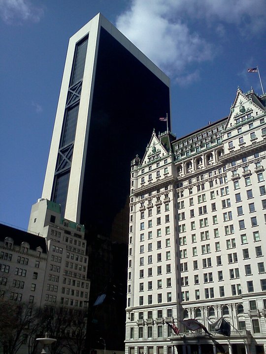 59th St and 5th Ave, March 2011