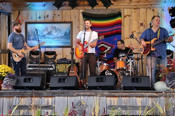 1000 Watt Prophets