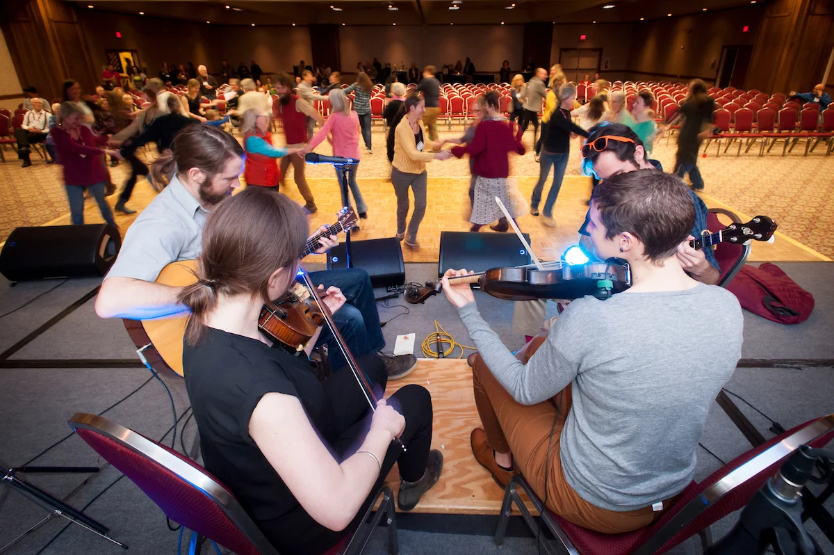 Live music and dancing at the 2017 NMSFC