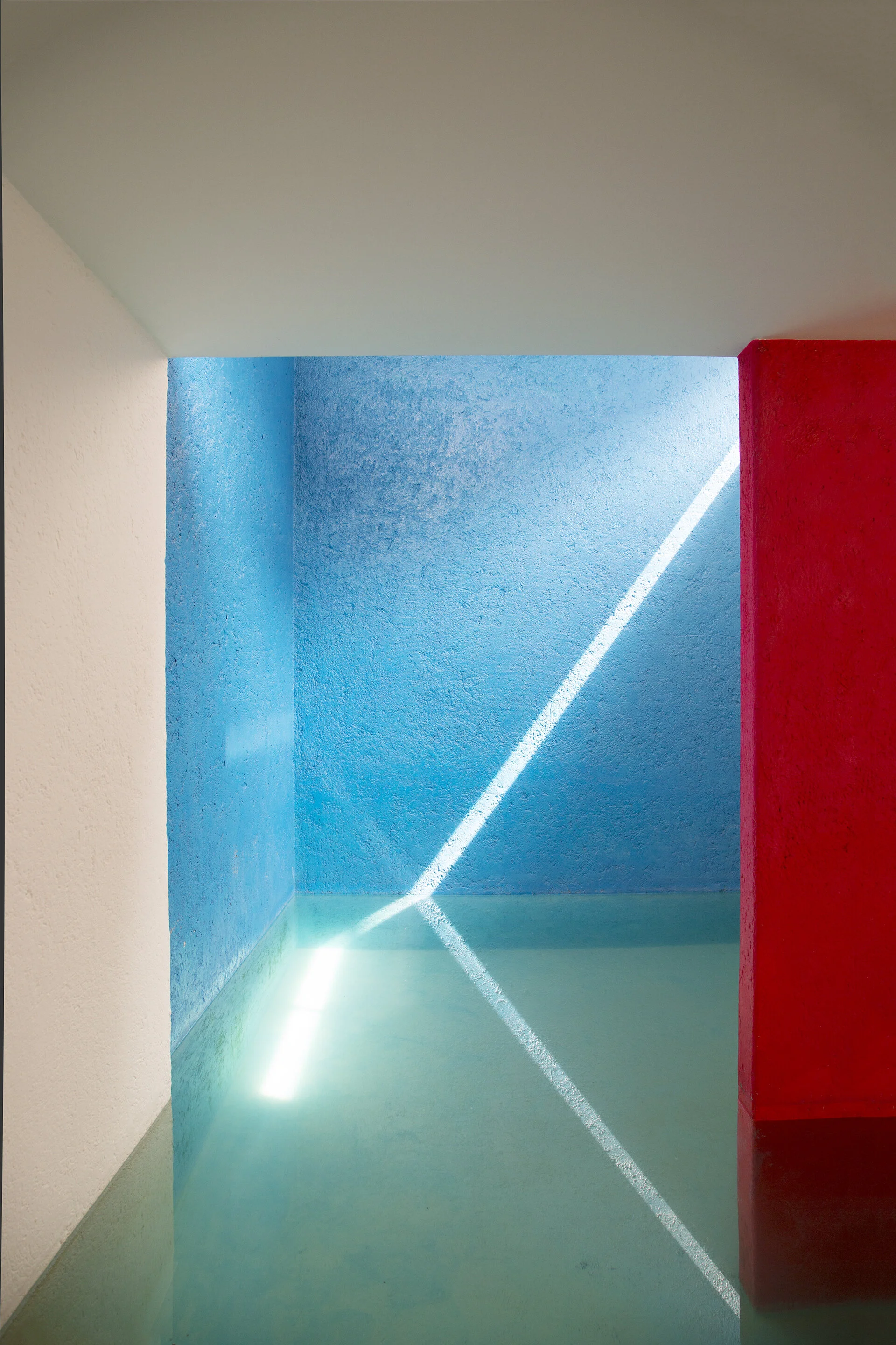 casagilardipool2.jpg