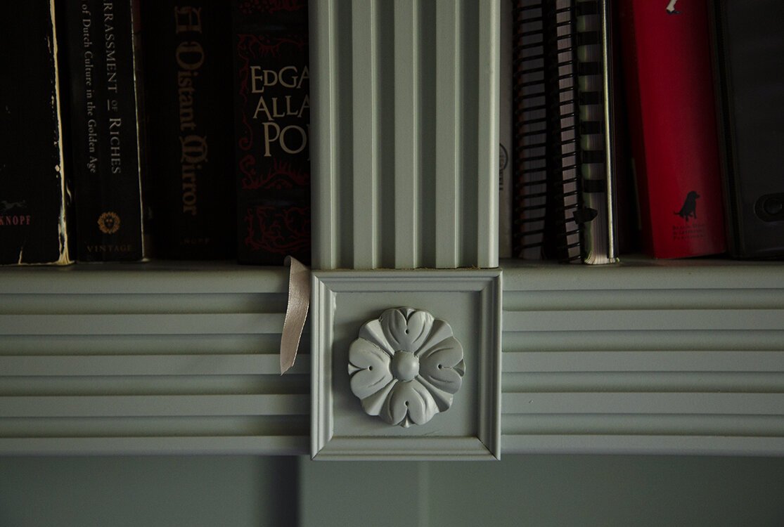 lloyd's+office+shelf+detail.jpg