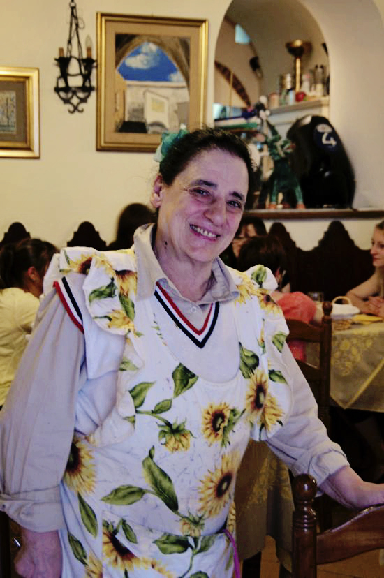  Netta Buttone