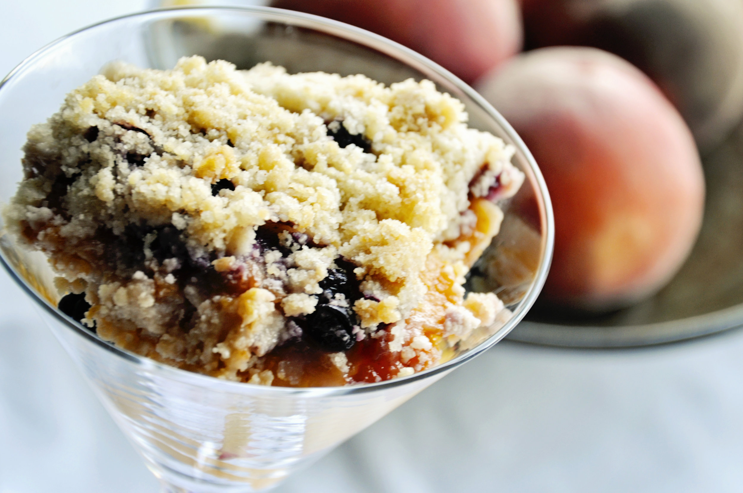 Peach Blueberry Crumble