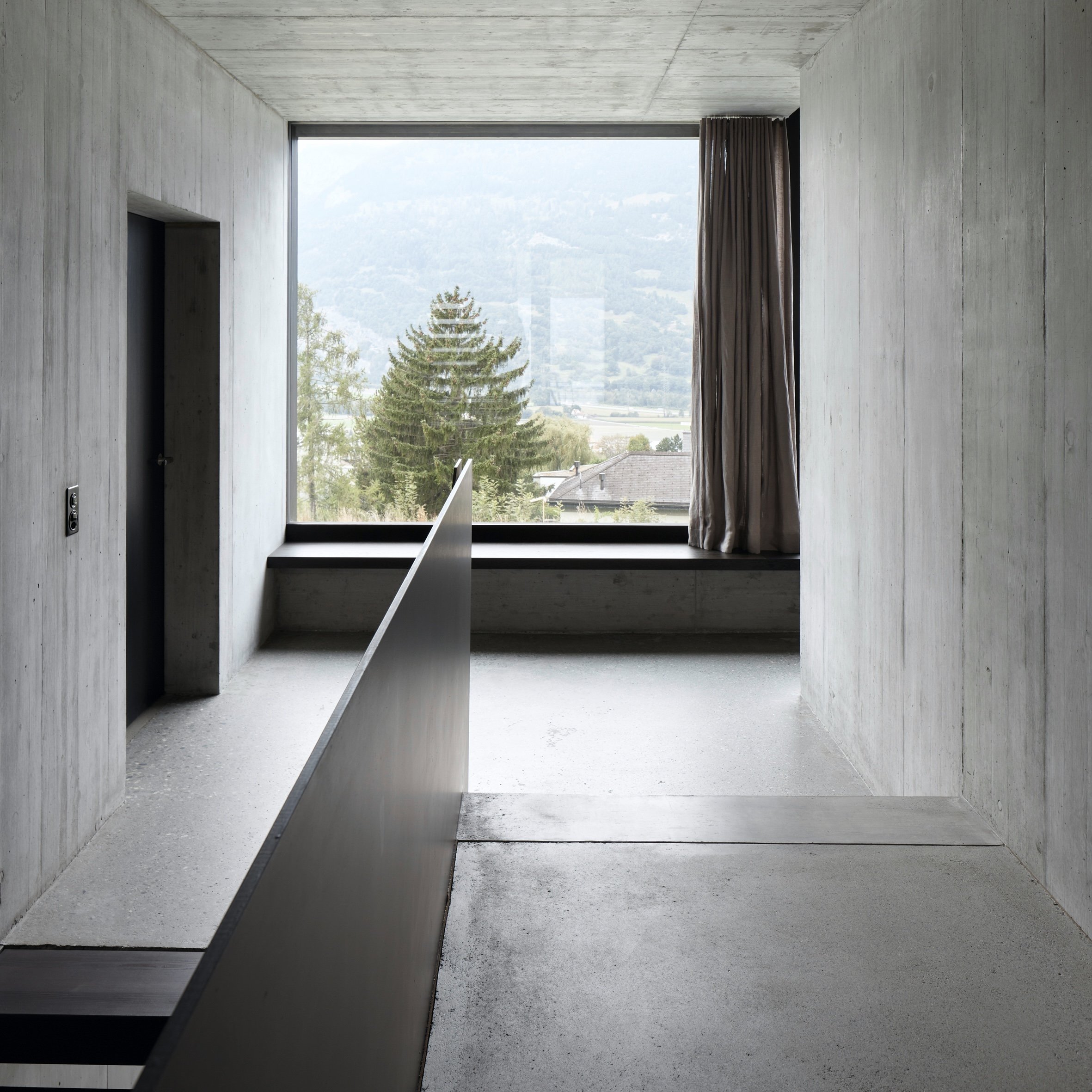 oesch-chur-008 copyyy (1).jpg