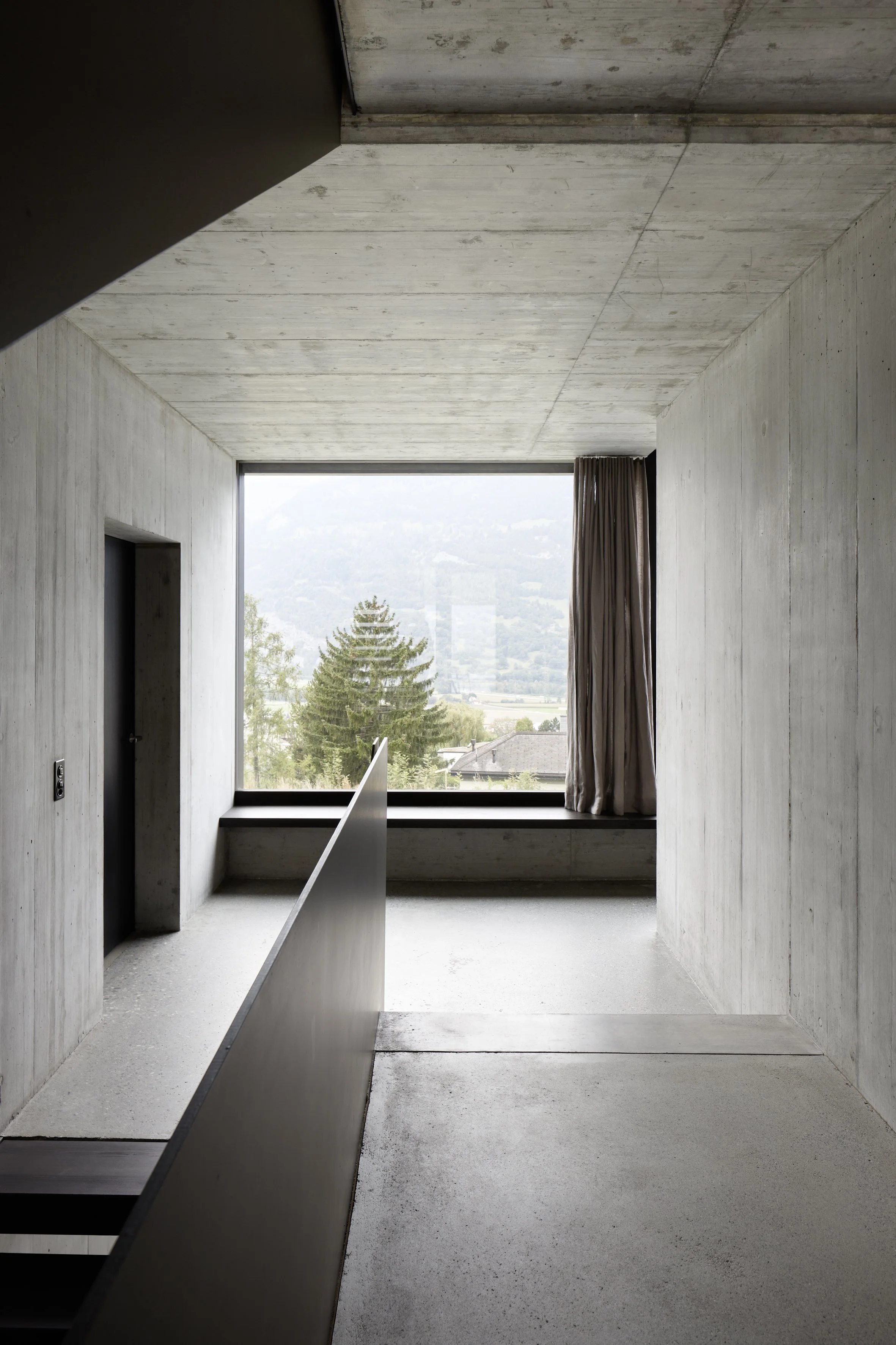 oesch-chur-008 copy.jpg