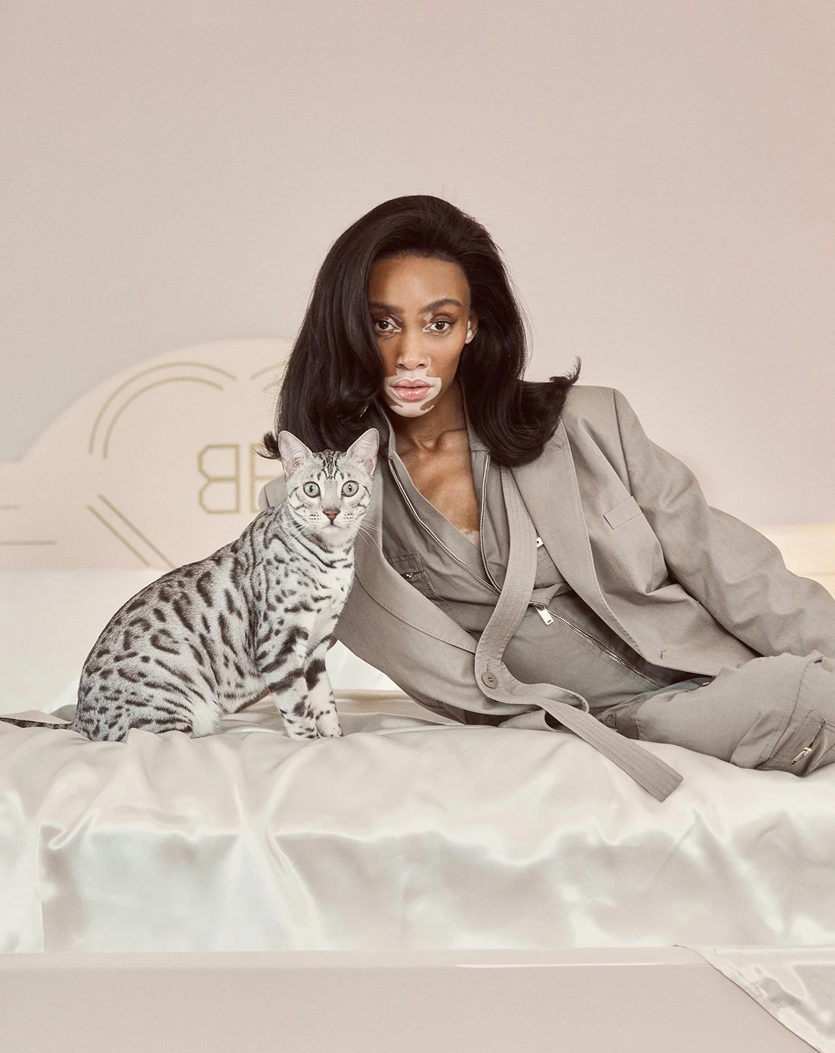 ge_Harper'sBazaarTaiwan_WinneHarlow_HarperSmith_Mar19_33.jpg