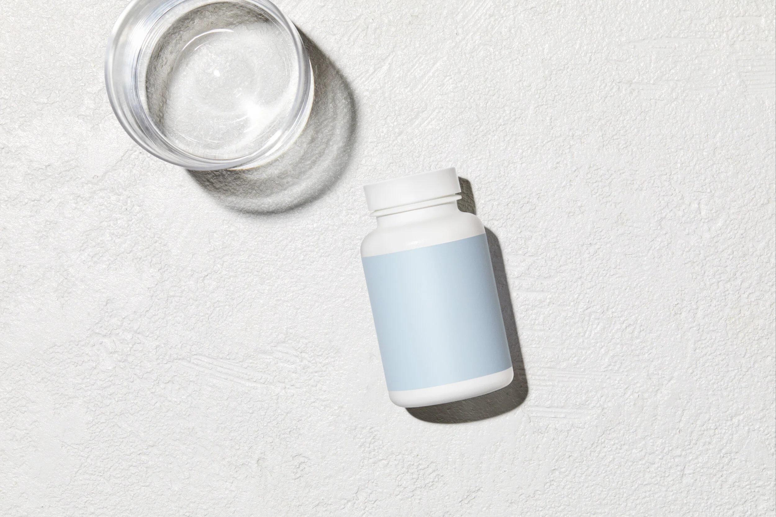 SHOT 1_001_LargeBottle_TextureA_008_v2.JPG