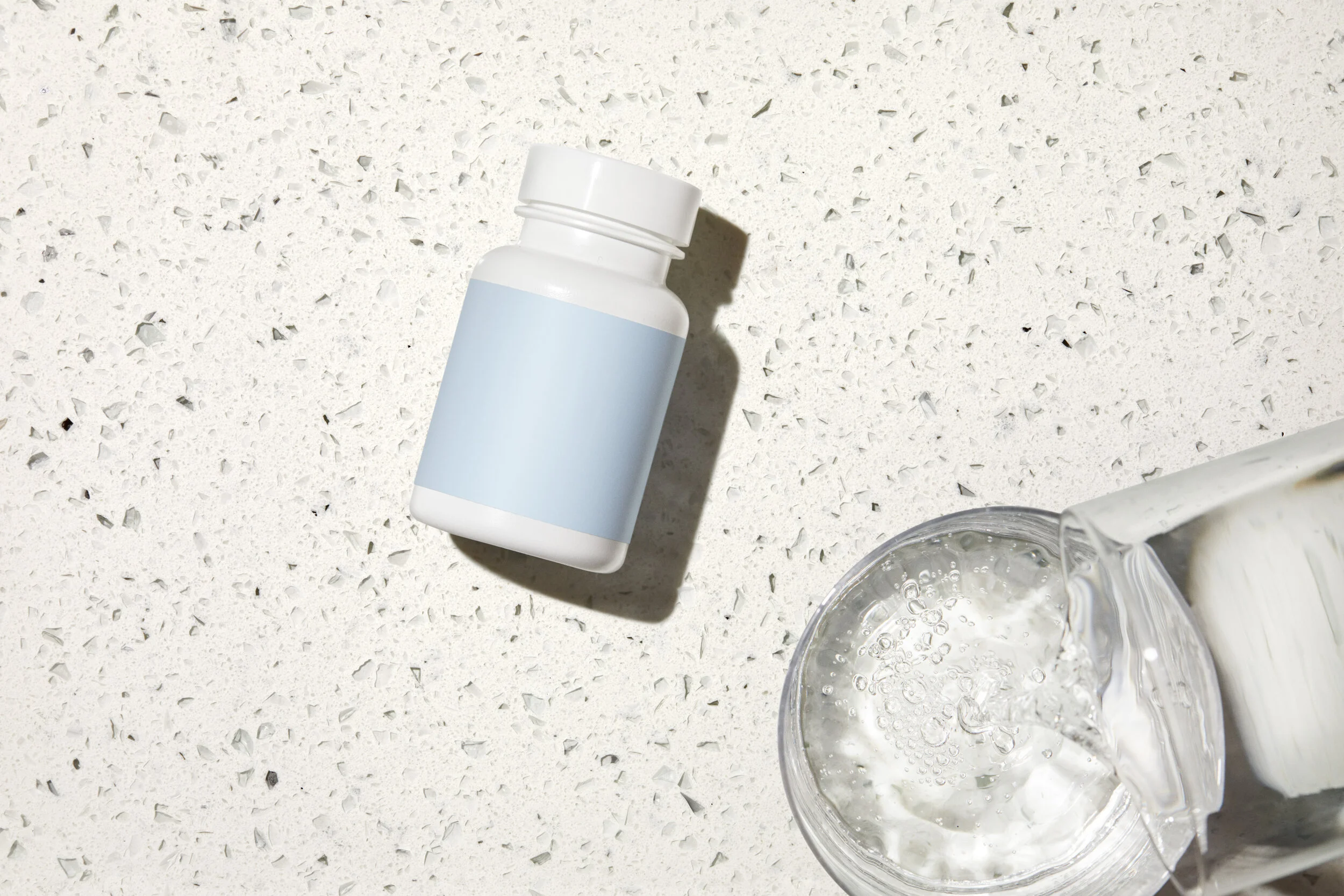 SHOT 2_013_MediumBottle_Texture_057_v3.JPG