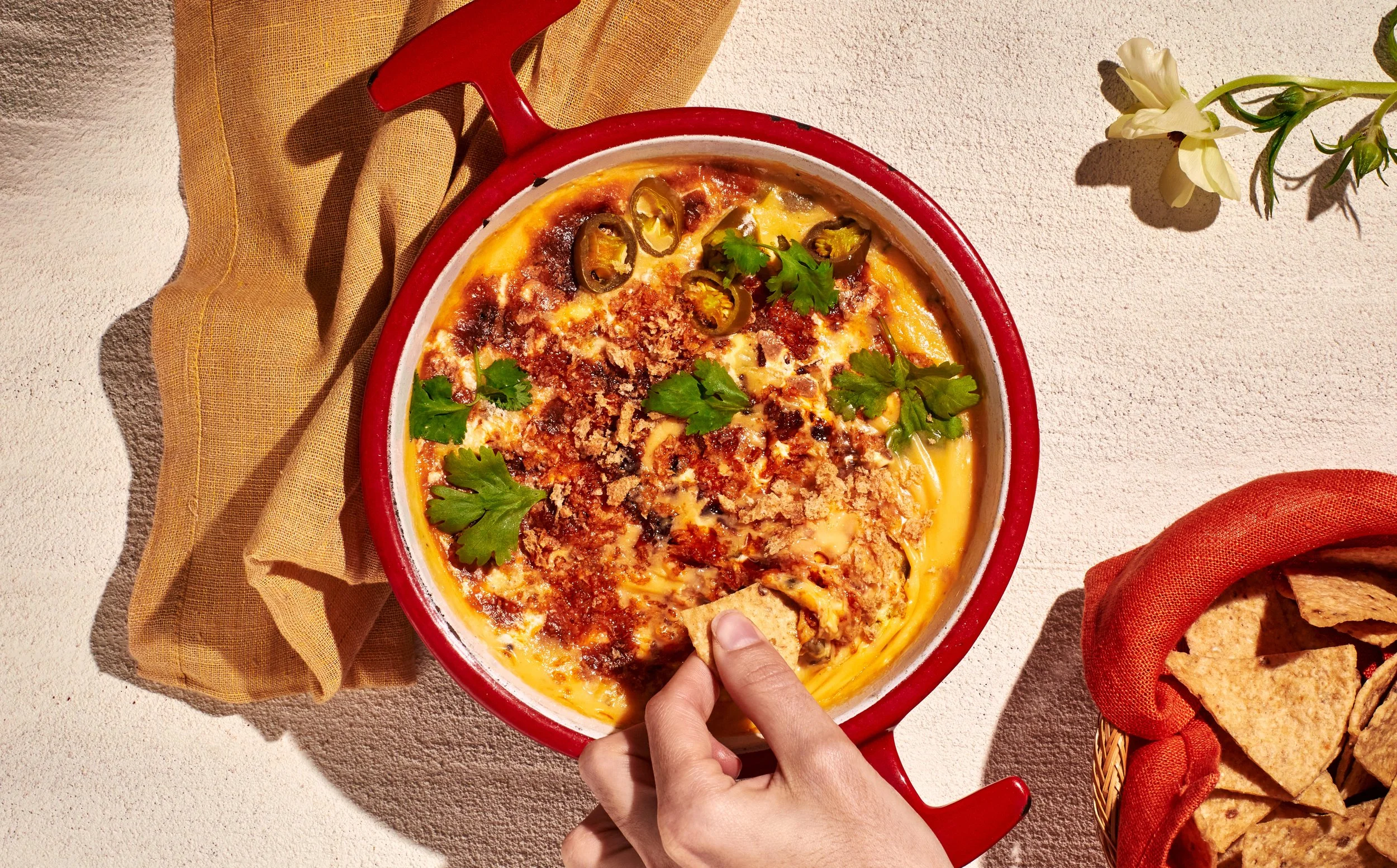 020123-tex-mex-lone-star-beer-queso-fundido-lede.jpg
