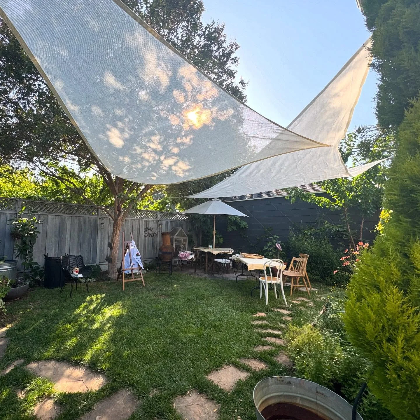 Spent the week sharing my love of art and creation with a gaggle of little elementary artists in my backyard. We had so much fun!! 

Now to spend time working on my next collection and lots of fun things to sell @filoliestate the Artwalk!