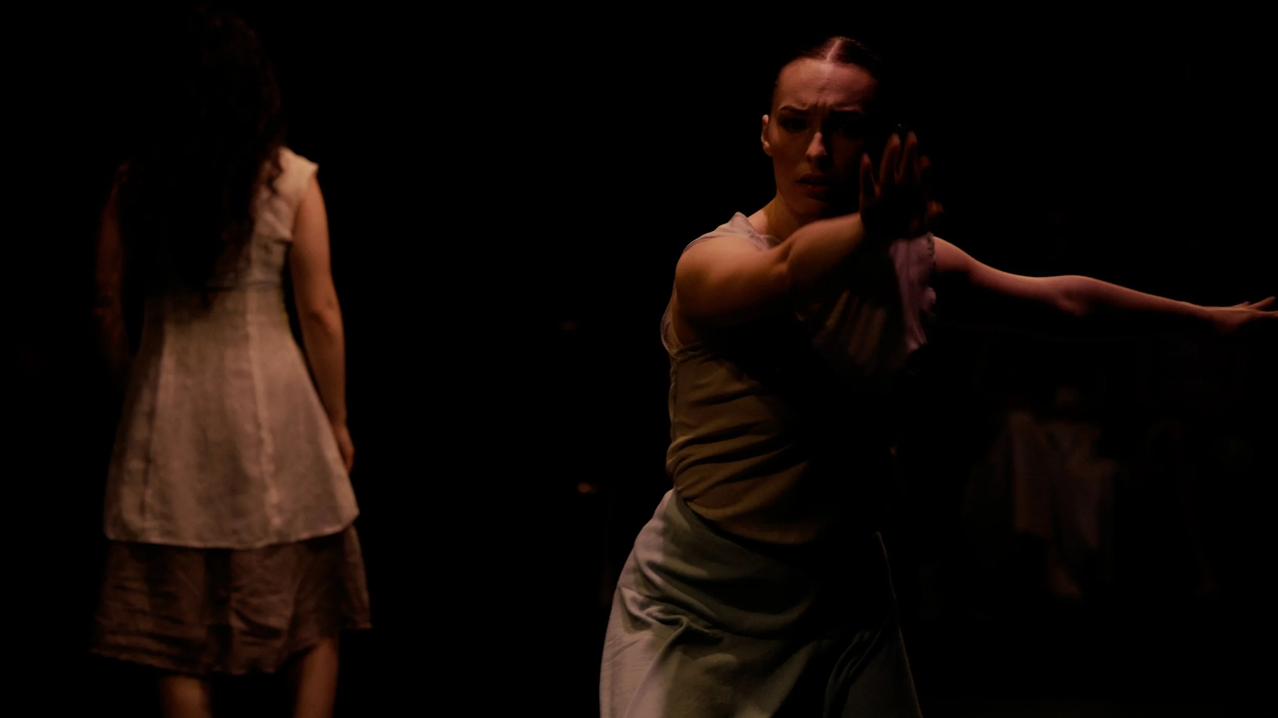 B11_DDI Full Performance (Joe) .01_07_07_12.Still177.JPEG